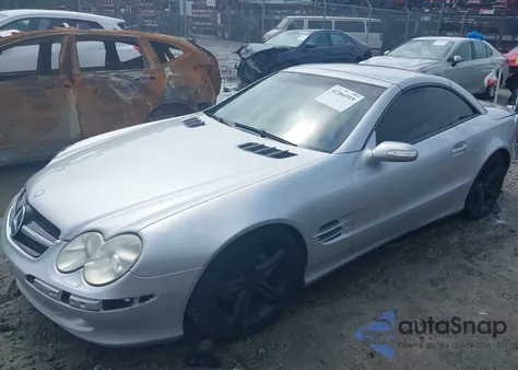 2004 Mercedes-Benz Sl 500 from USA, damaged, VIN WDBSK75F94F077444